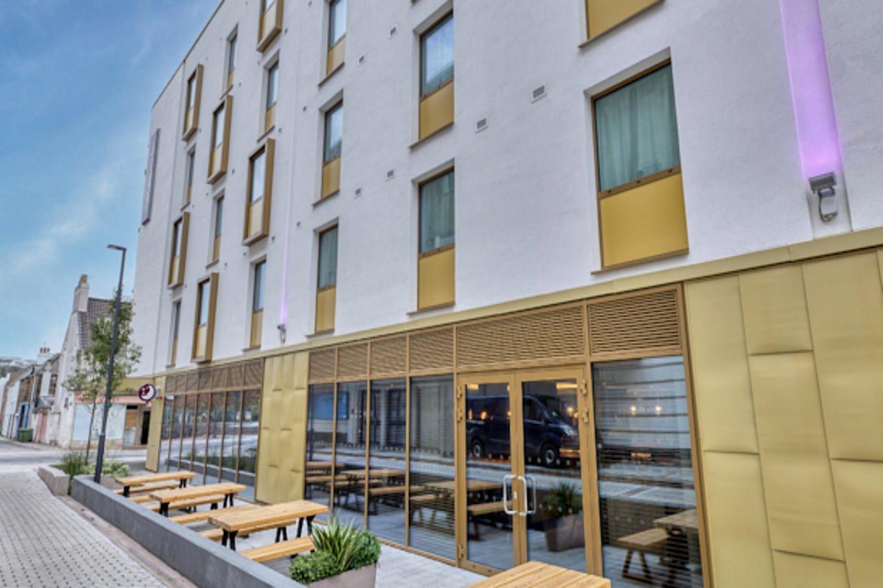 Premier Inn Jersey St Helier Ст. Хейлир Джерси Экстерьер фото