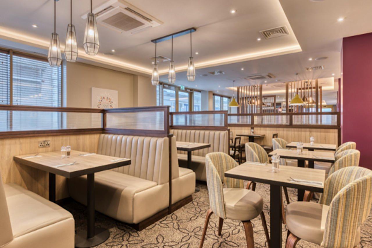 Premier Inn Jersey St Helier Ст. Хейлир Джерси Экстерьер фото